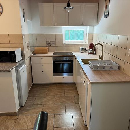 Borsi Apartman Balatonalmádi المظهر الخارجي الصورة