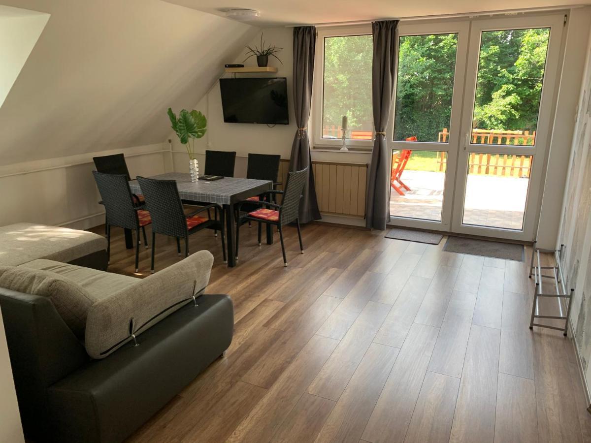 Borsi Apartman Balatonalmádi المظهر الخارجي الصورة